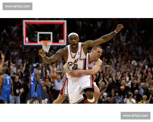 压哨绝杀瞬间点燃全场激情观众为胜利欢呼雀跃